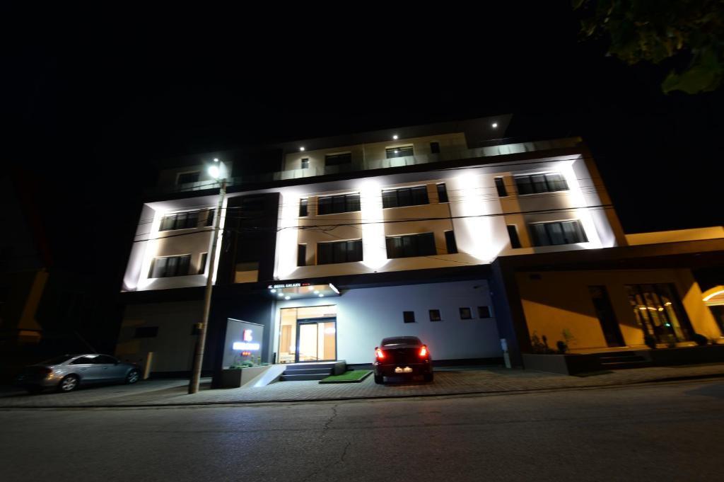 Hotel Galaxy Dumbravita  Eksteriør billede