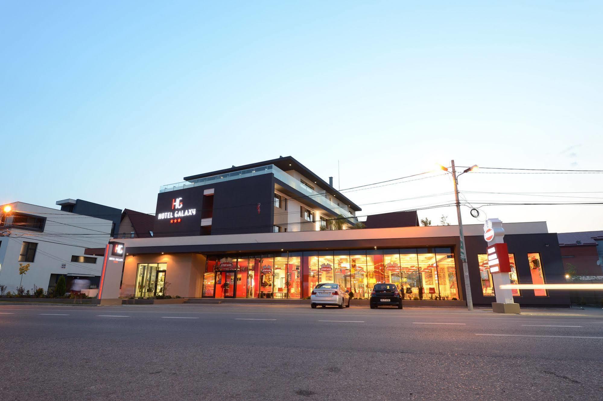 Hotel Galaxy Dumbravita  Eksteriør billede